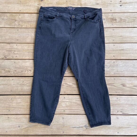 Torrid Black Denim Capri Jeans Size 26R - Picture 1 of 5